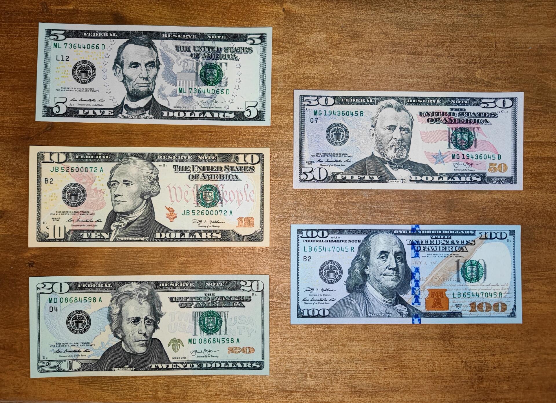 黄金早参 地缘冲突加剧避险情绪升温金价升破4200美元